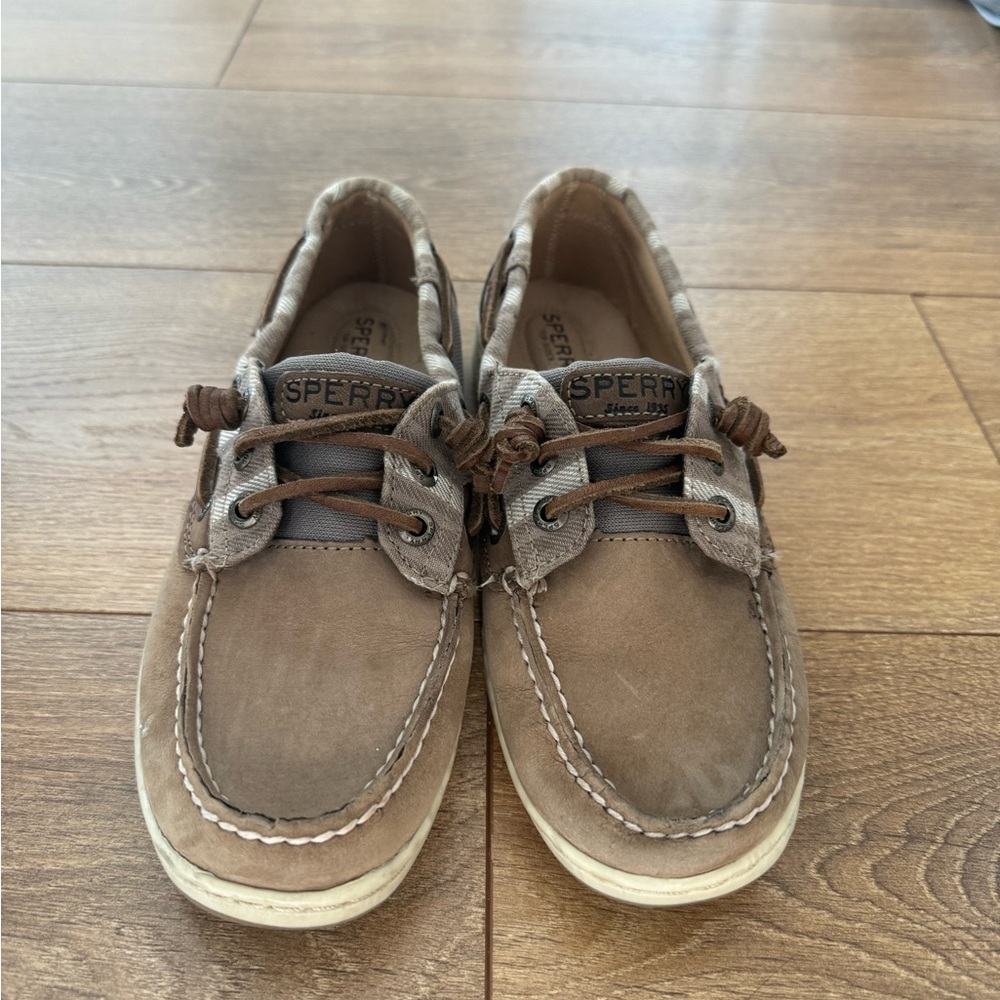 Sperry Boat Shoes Women’s Size 7